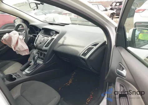 2014 Ford Focus Se z USA, uszkodzony, nr VIN 1FADP3K22EL251661